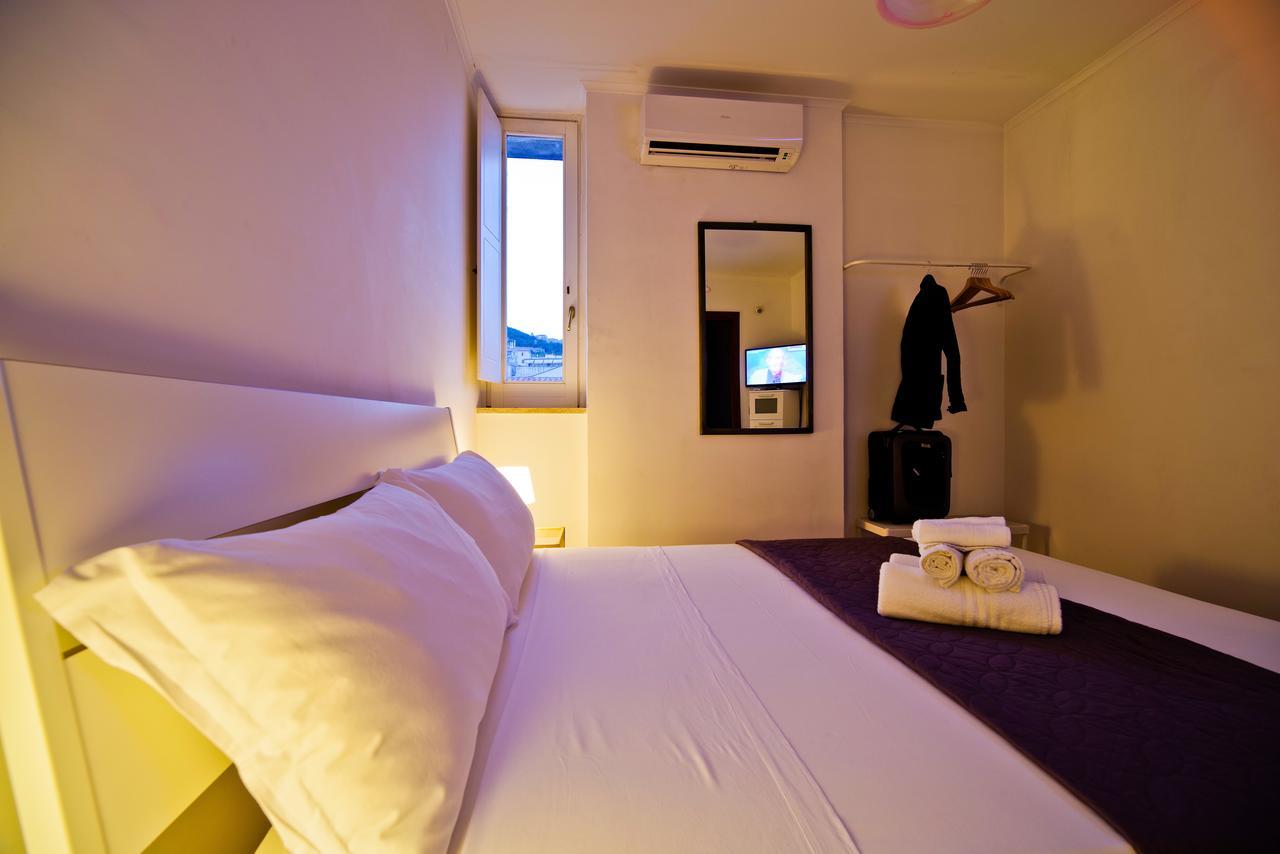 Bed And Travel Apartment Dogana Regia 15 Salerno Exterior photo