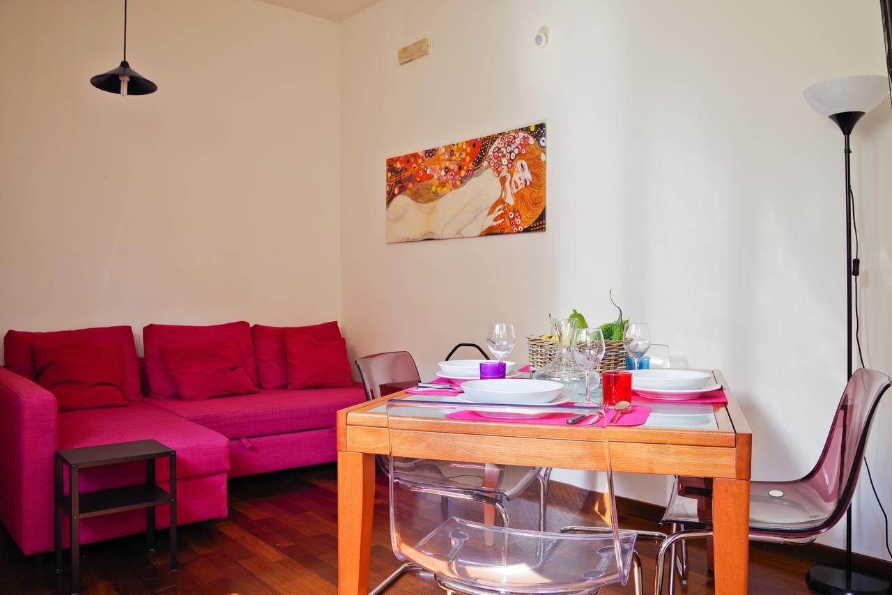 Bed And Travel Apartment Dogana Regia 15 Salerno Exterior photo